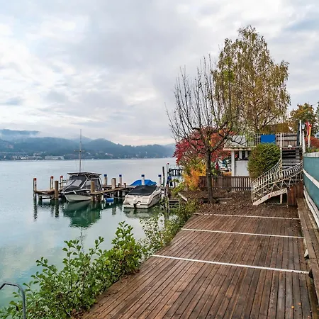 Apartment With Terrace From The Woerthersee *